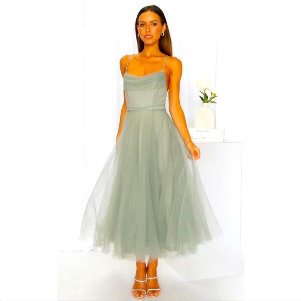Signal My Way Midi Dress Sage / M